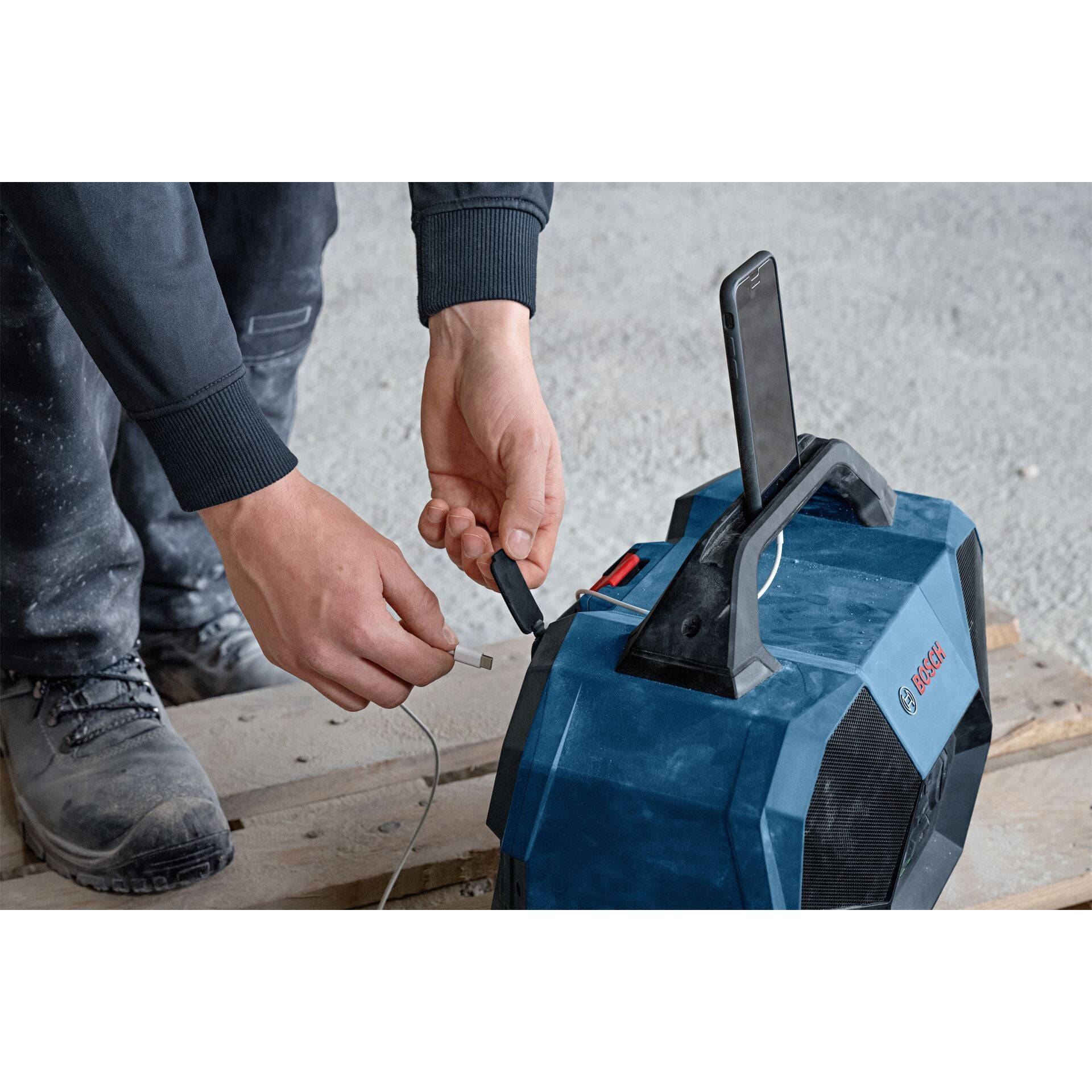 Bosch GPB 18V-6 C Akku-Bluetooth-Lautsprecher