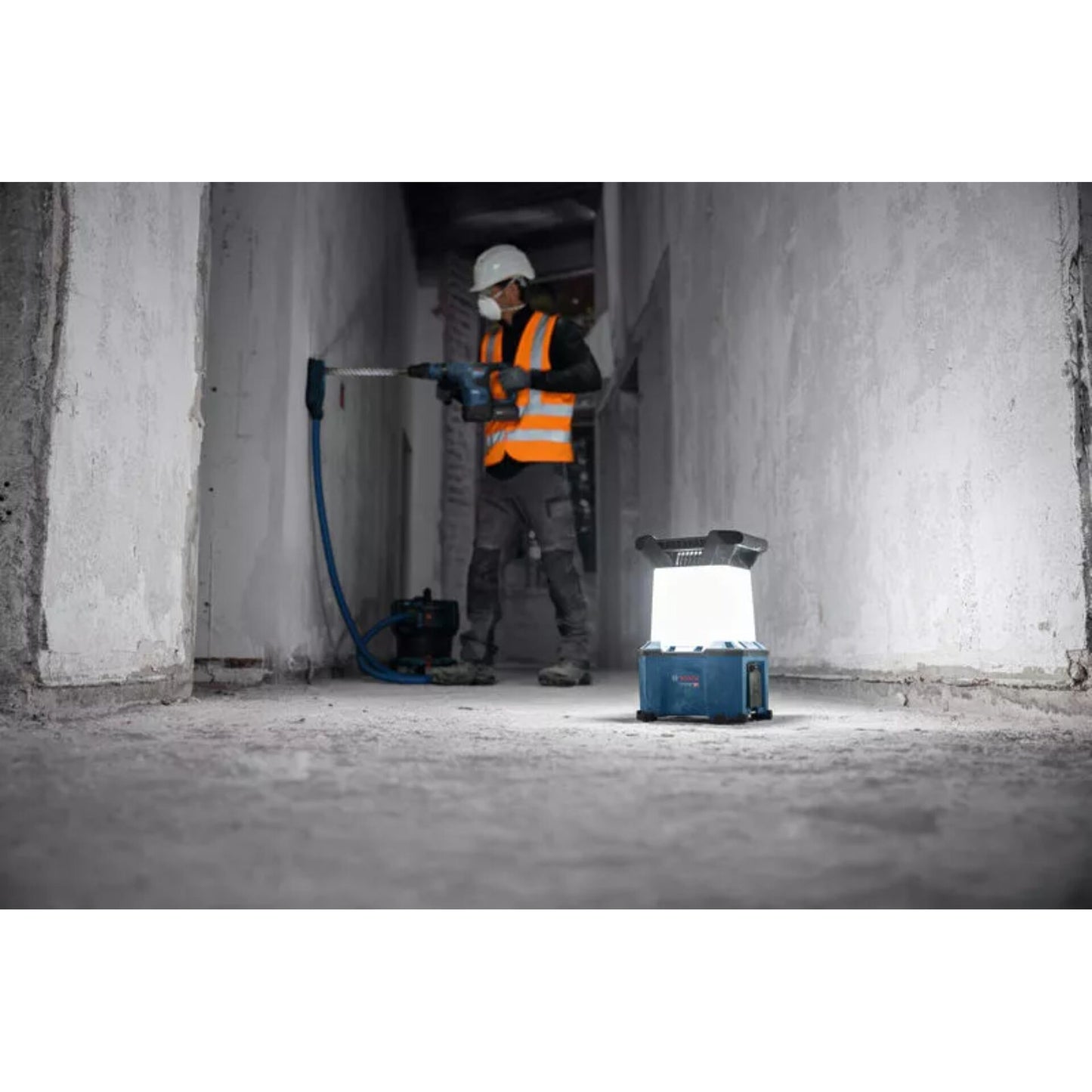 Bosch GLA 18VH-7500 Akku-Bauleuchte