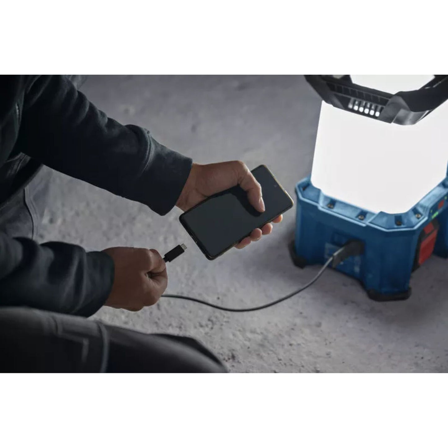 Bosch GLA 18VH-7500 Akku-Bauleuchte
