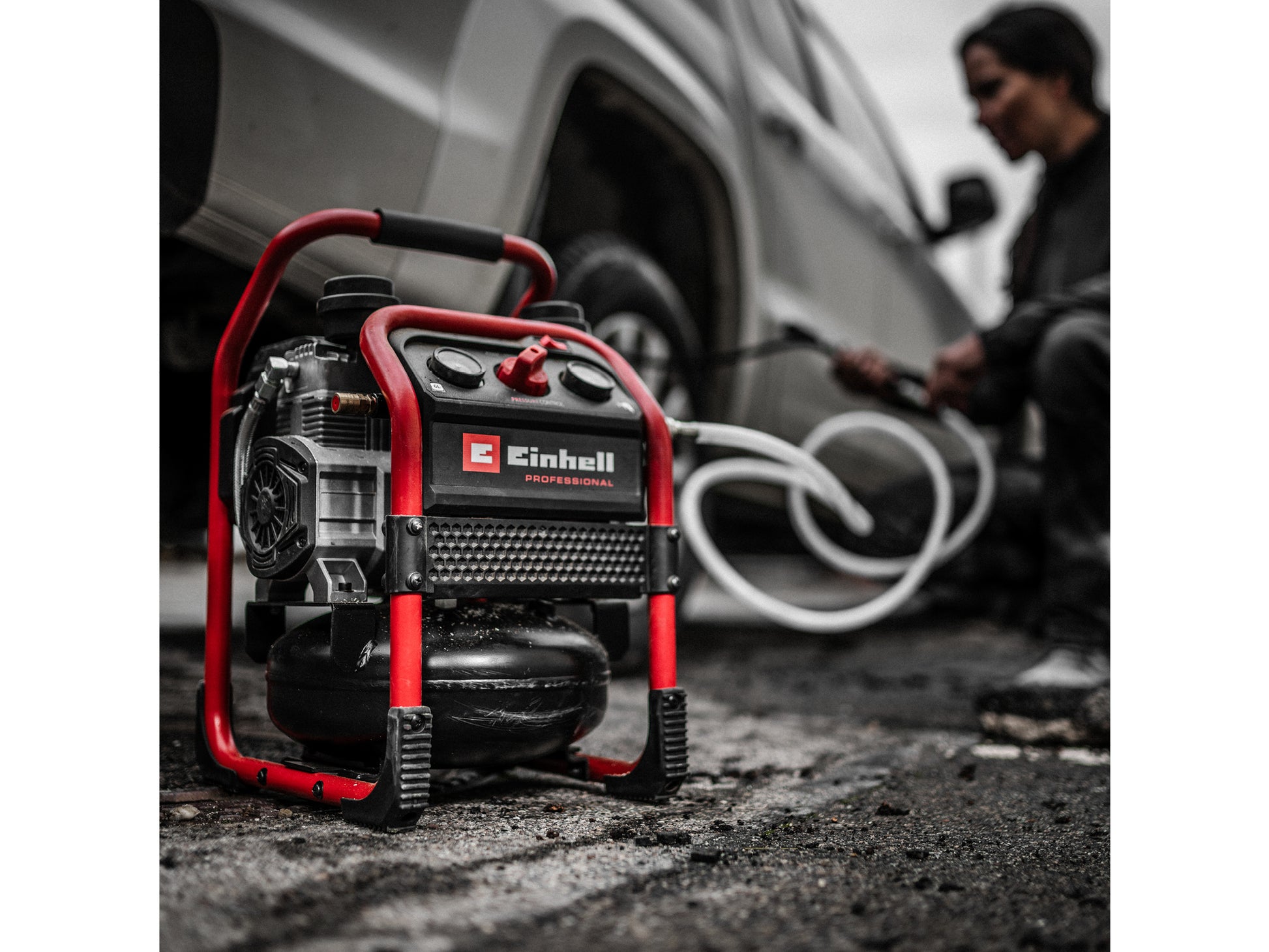 EINHELL PROFESSIONAL Akku-Kompressor SILENZZO 18/160