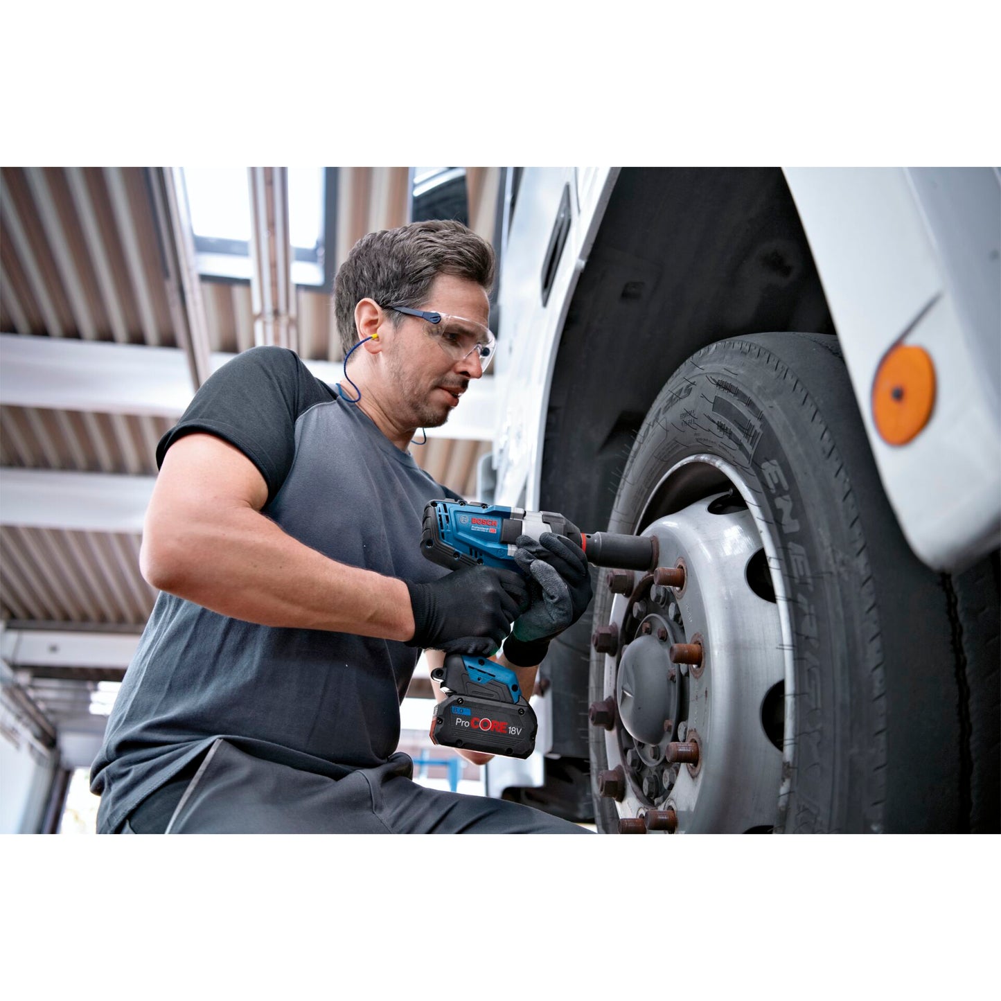 Bosch GDS 18V-1050 H L-BOXX Akku-Drehschlagschrauber